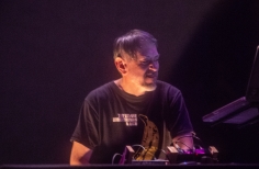 Sonar en CKWEB -Teatro el Ensueño