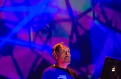 Sonar en CKWEB -Teatro el Ensueño