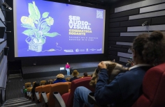 Proyección de los cortometrajes en la franja local