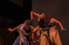 Performance durante la Toma Rosa 2023