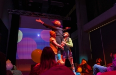 Performance durante la Toma Rosa 2023