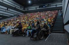 Charla de Mario Mendoza en el cine y yo en la Cinemateca de Bogotá