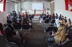    	 LCI - Escuela de Moda, Arte y Diseño