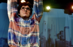 Escena joven Obra Colores. Seki Sano