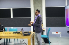 Mentalidad emprendedora vende arte on line sin inventarios. Cinemateca