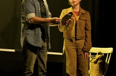 FIAV - QUIEN ES MARGARITA LEON. Teatro El Parque