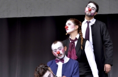 XIX Festival de teatro y circo de Bogotá. La media torta