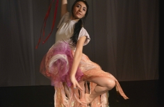 Escena joven Obra Colores. Seki Sano