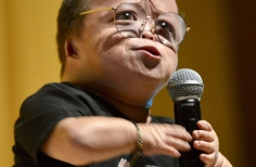 Noches de Comedia_ Andrés Torres, Estefanía Moya, Juanchi Robles, Oscar Suarez. Teatro El Ensueño 