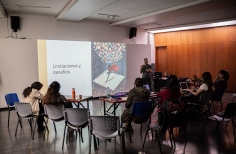 Vector dinámicas de un ambiente en crisis