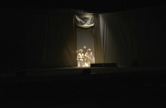 Teatro El Ensueño - Día mundial del teatro - Donde se descomponen las colas de los burros