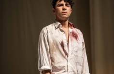 Teatro El Ensueño - Día mundial del teatro - Donde se descomponen las colas de los burros