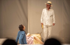 Teatro El Ensueño - Día mundial del teatro - Donde se descomponen las colas de los burros