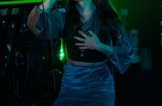 ELLAS CANTAN, SOY EMILIA