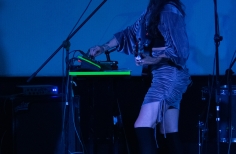 ELLAS CANTAN, SOY EMILIA