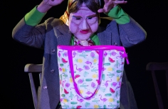 Obra Un té para las tres