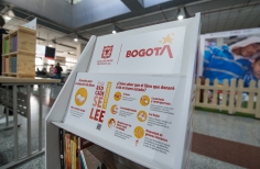 Lanzamiento e instalación Maquinas Libro al Viento en el SuperCADE 