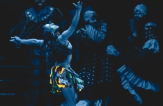 MARÍA LA O, SORDOS Y OYENTES.