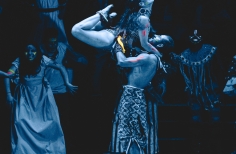 MARÍA LA O, SORDOS Y OYENTES.