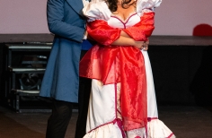 MARÍA LA O, SORDOS Y OYENTES.