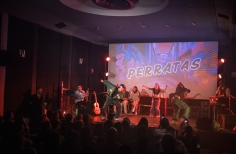 Perrigris & Perratas - Perros de la impro