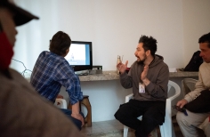 visita a grabar el contenido de redes sociales de mayo - Hospital Santa Clara