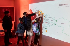 Crea un libro abierto, Corferias - Pabellon alcaldia - zona de talleres