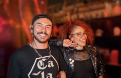 LA NOCHE NOS PERTENECE