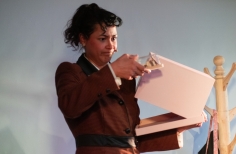 Receta para una tragedia nacional un monologo que revive la memoria DIANA OLAYA FILBO