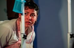 Receta para una tragedia nacional un monologo que revive la memoria DIANA OLAYA FILBO