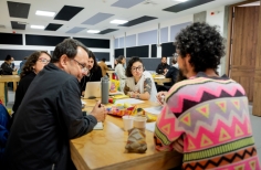 Retratos de Cocreación Capturando la Esencia de Cada Laboratorista en la Cinemateca de Bogotá