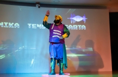 Ludus un mundo de tres - Agrupación Cromático  NIDOS - Planetario de Bogotá