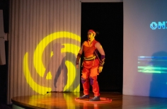 Ludus un mundo de tres - Agrupación Cromático  NIDOS - Planetario de Bogotá