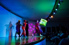 Ludus un mundo de tres - Agrupación Cromático  NIDOS - Planetario de Bogotá