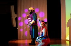 Ludus un mundo de tres - Agrupación Cromático  NIDOS - Planetario de Bogotá