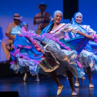 Gala lo mejor de la danza folclórica colombiana