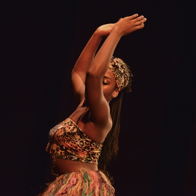 Presentación artística Patakis una historia ancestral.