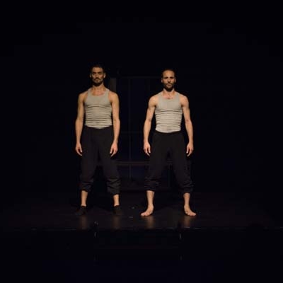 Poyo rojo de Argentina en el teatro Arlequín de Casa E
