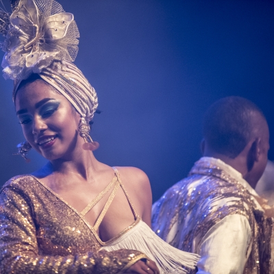 Ensálsate en el Gaitán.