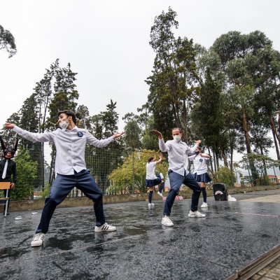 XIII Festival Danza en la Ciudad, Agresivos inocentes.