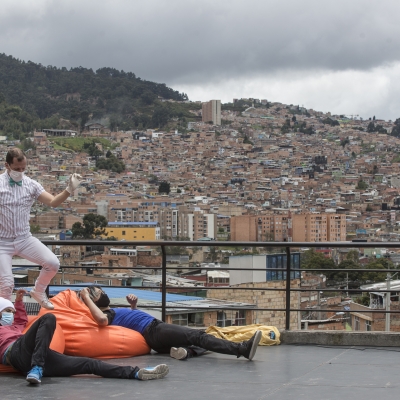 Danza en la ciudad - Desadaptados.