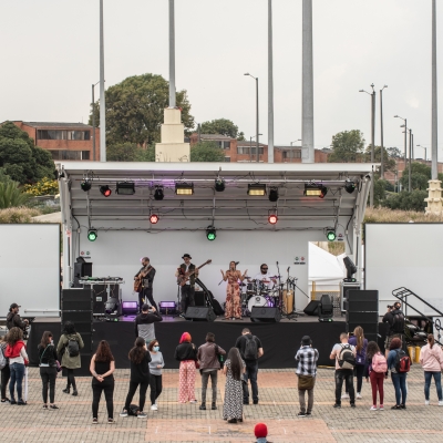 Escenario Móvil, María Mercedes Carranza