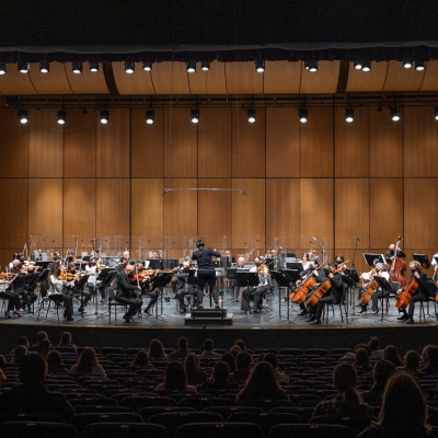 La Orquesta Filarmónica Juvenil de la OFB en vivo.