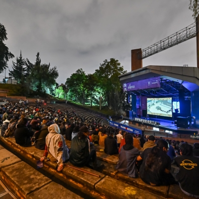 Bogoshorts, noche frankestein en la media torta.