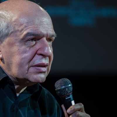 2 Seminario el Público, un café con Sandro Romero