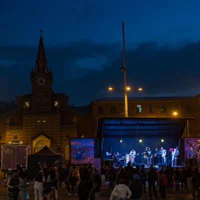 Arte huella y paz - migrantes.