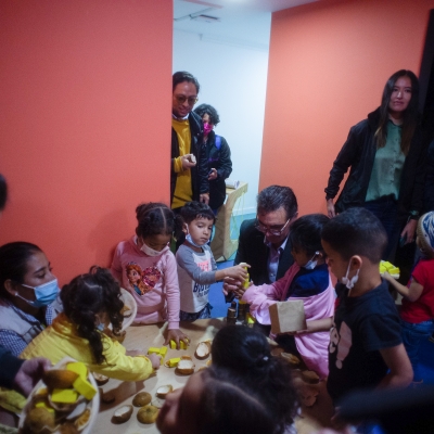 Visita Alejandro Gaviria Castillo de las Artes