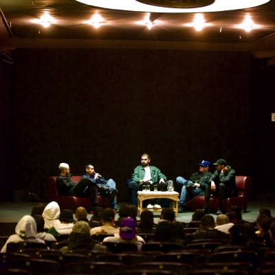 Conversatorio La Década. Teatro Jorge Eliécer Gaitan 