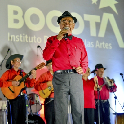 Crea en movimiento. CDC Lourdes