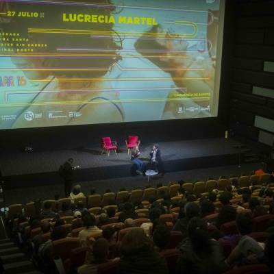 Público participando del conversatorio con Lucrecia Martel durante el BAM 2025